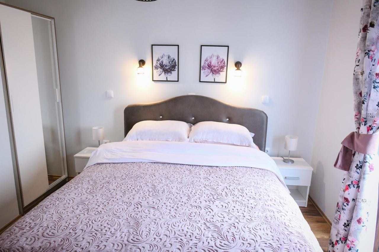 Apartman Filip Novi Pazar Ngoại thất bức ảnh