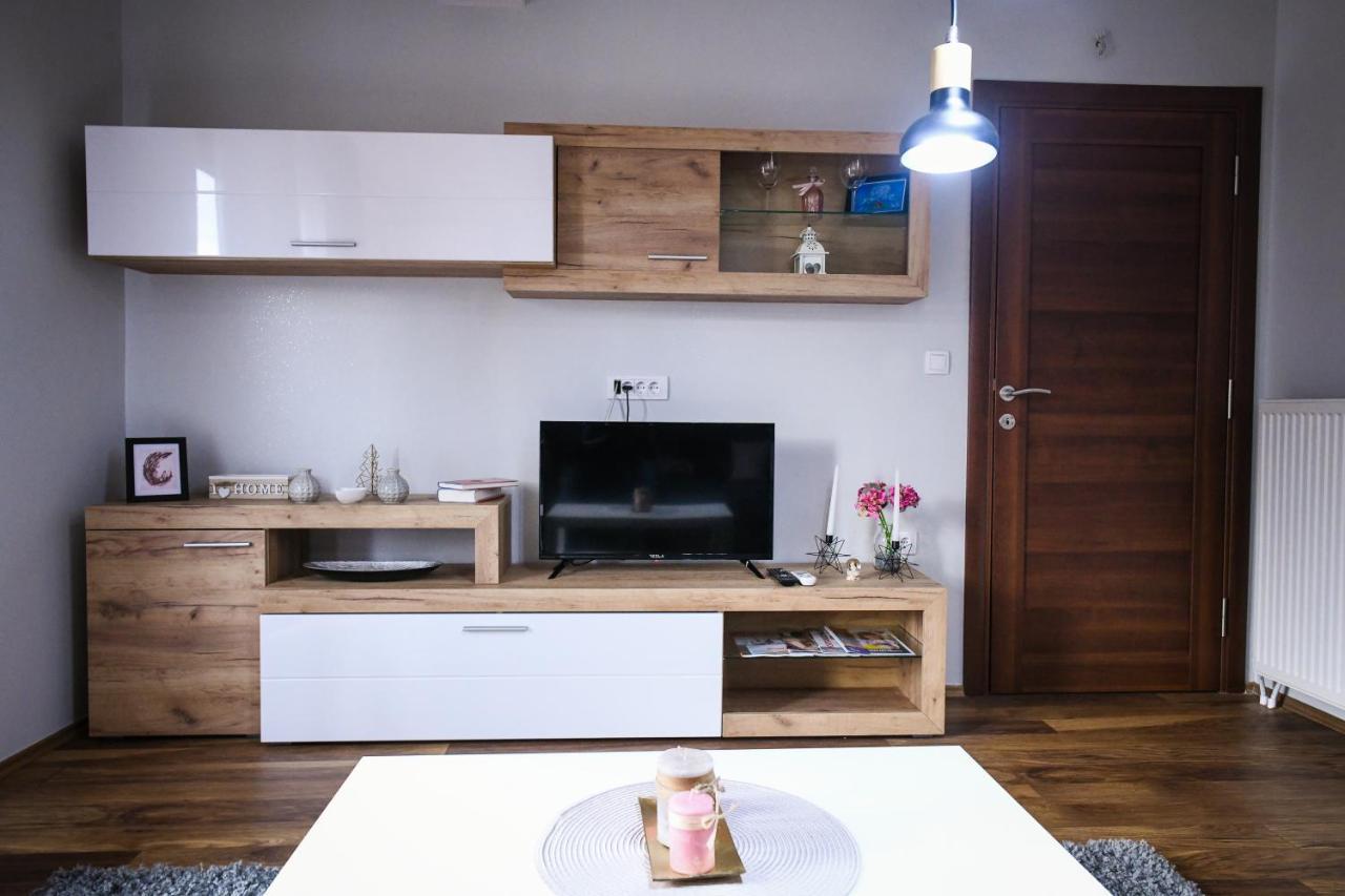 Apartman Filip Novi Pazar Ngoại thất bức ảnh